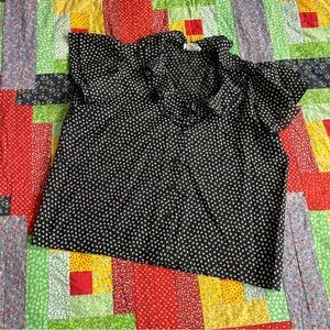 short sleeve blouse with ruffle collar